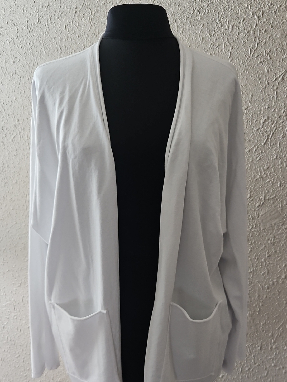 Lightweight White Open-Front Cardigan with Pockets
